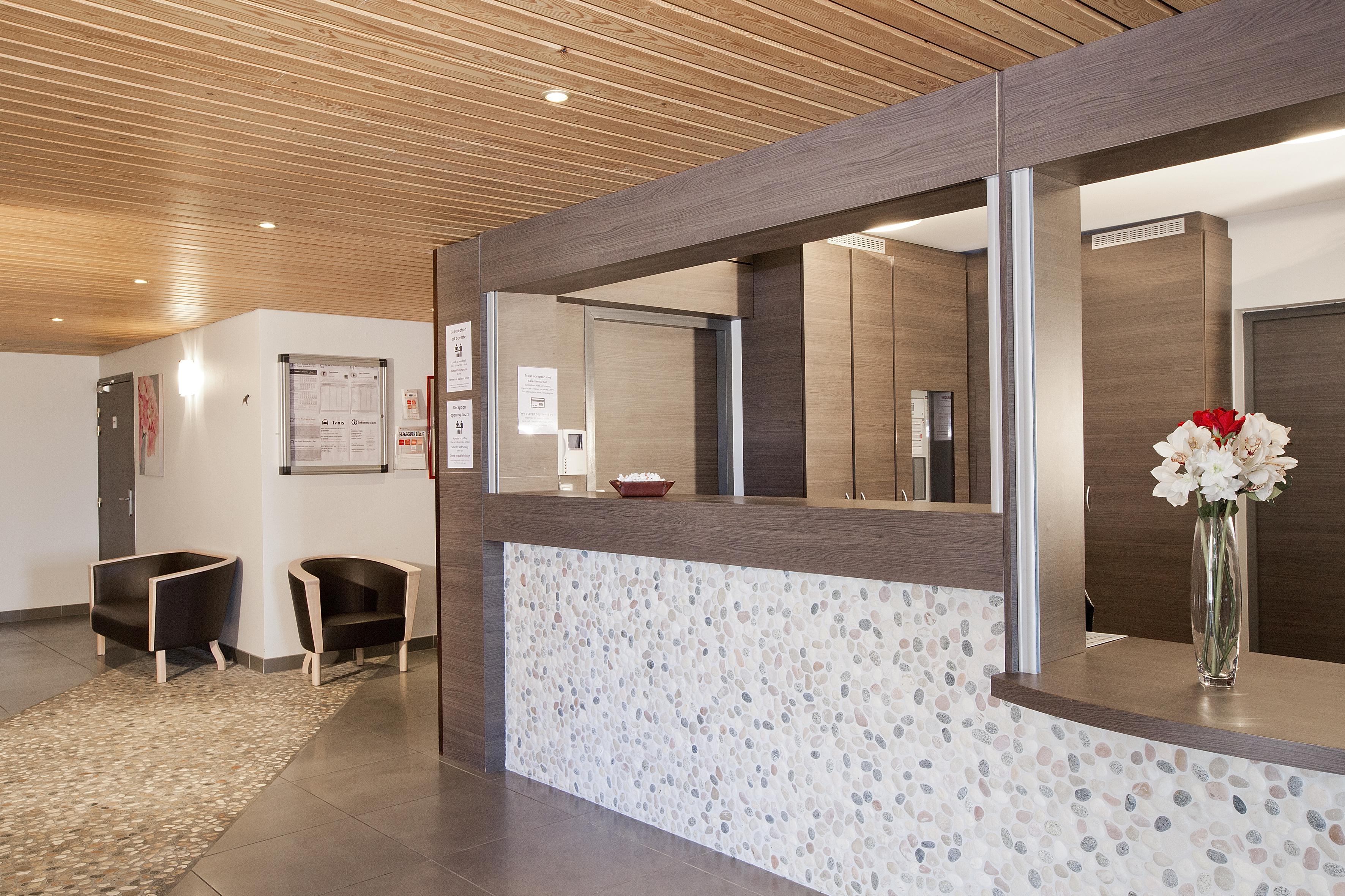 Sejours & Affaires Geneve Gex Les Rives Du Leman Aparthotel Εξωτερικό φωτογραφία