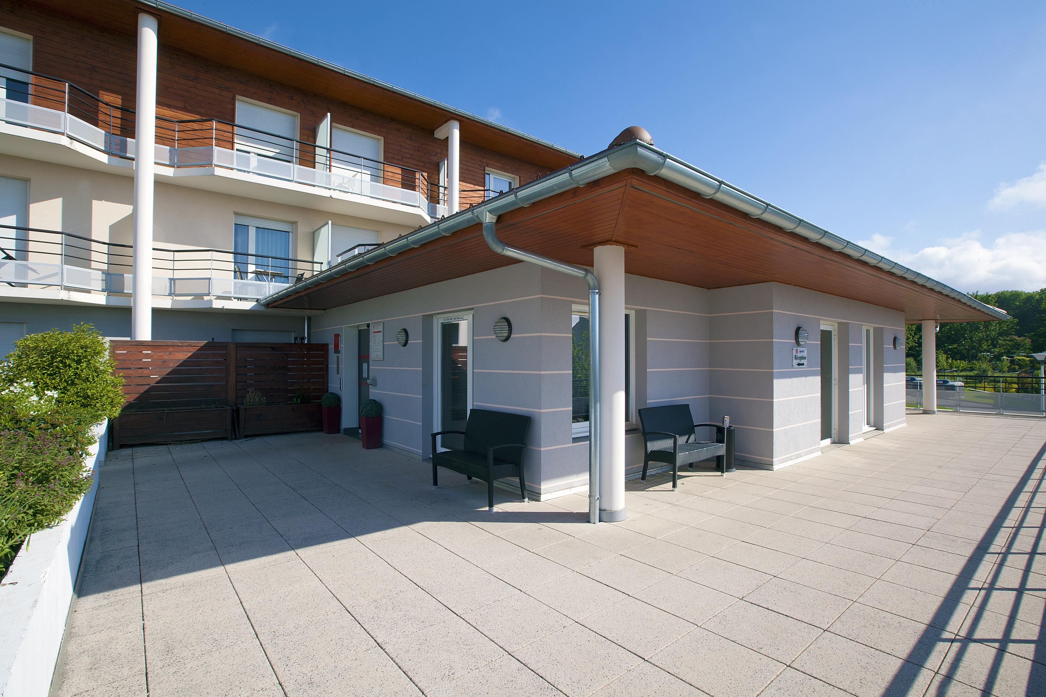 Sejours & Affaires Geneve Gex Les Rives Du Leman Aparthotel Εξωτερικό φωτογραφία