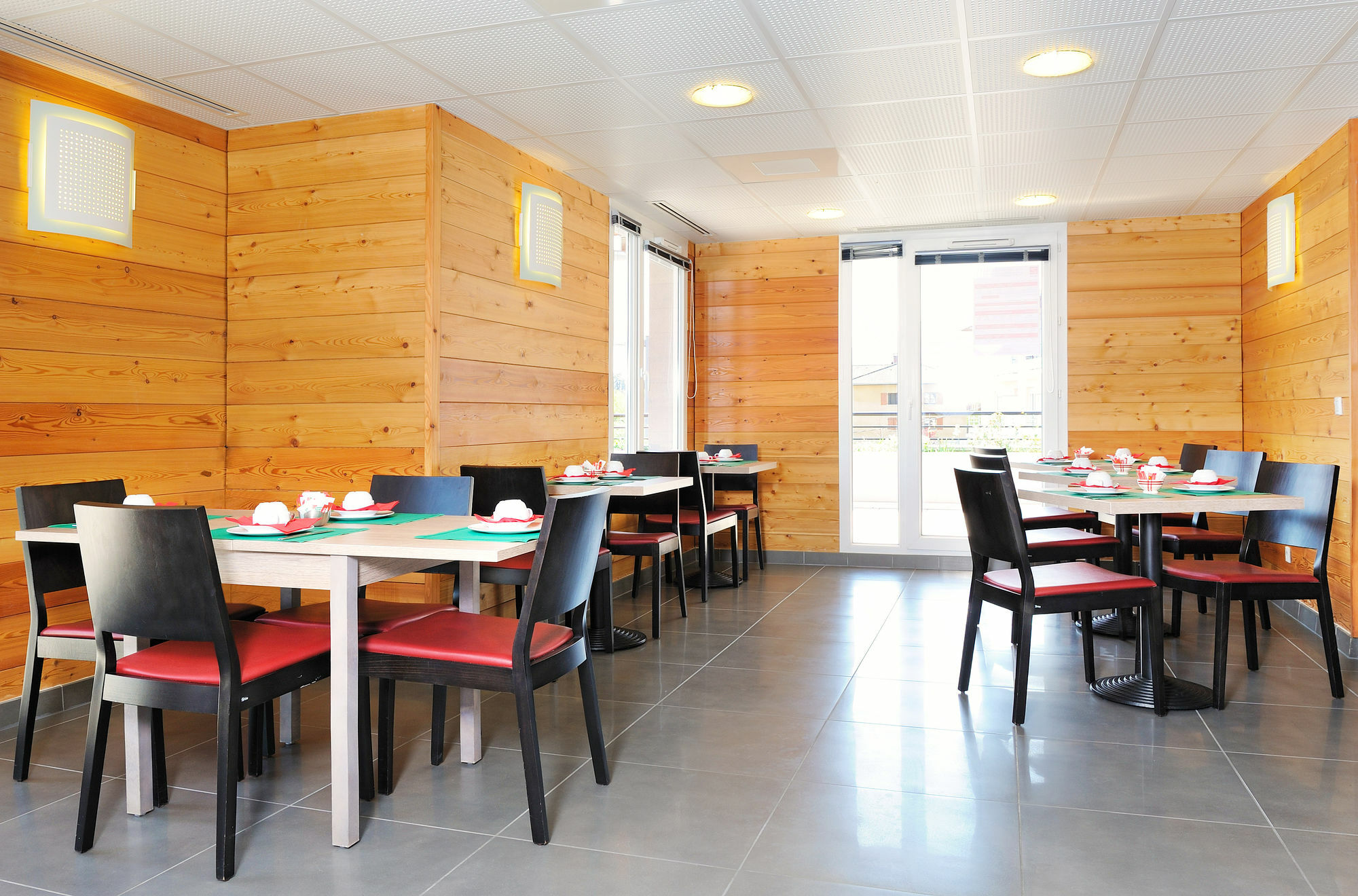 Sejours & Affaires Geneve Gex Les Rives Du Leman Aparthotel Εξωτερικό φωτογραφία